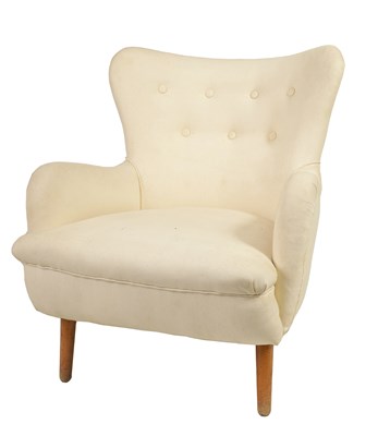 Lot 1179 - A 1960’S RETRO BUTTON UPHOLSTERED ARMCHAIR