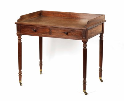 Lot 1235 - GILLOWS LANCASTER A GOOD LATE REGENCY MAHOGANY DRESSING TABLE