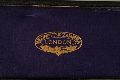 Lot 412 - A GOOD QUALITY CASED BOXWOOD AND GERMAN SILVER INCLINOMETER LEVEL BY NEGRETTI & ZAMBRA. LONDON