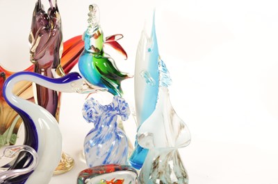 Lot 6 - A LARGE COLLECTION OF 20TH CENTURY CONTINENTAL GLASSWARE INCLUDING THREE MURANO