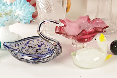 Lot 6 - A LARGE COLLECTION OF 20TH CENTURY CONTINENTAL GLASSWARE INCLUDING THREE MURANO