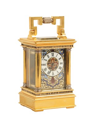 Lot 1061 - A LATE 19TH/EARLY 20TH CENTURY MINIATURE FRENCH GILT BRASS CARRIAGE CLOCK