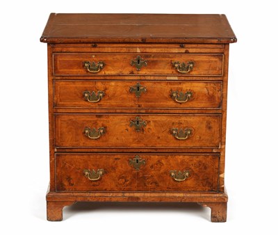 Lot 1407 - A GEORGE I HERRING-BANDED AND FIGURED WALNUT DRESSING CHEST