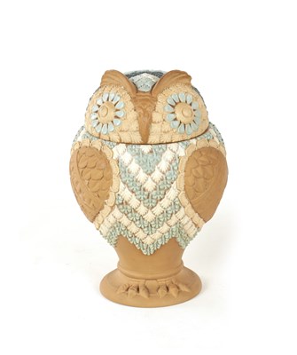 Lot 95 - A DOULTON LAMBETH SILICAN WARE OWL TOBACCO JAR AND COVER CIRCA 1880