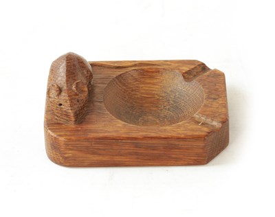 Lot 1109 - A ROBERT 'MOUSEMAN' THOMPSON DARK OAK ASH TRAY