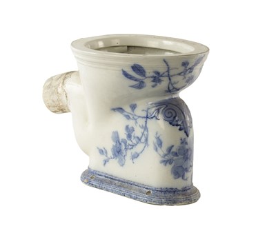 Lot 46 - A VICTORIAN BLUE AND WHITE PORCELAIN SANITAS 'WASH DOWN CLOSET' TOILET