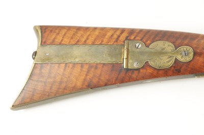 Lot 479 - AN EARLY 19TH CENTURY AMERICAN KENTUCKY FLINTLOCK RIFLE BY ARMSTRONG OF PHILADELPHIA