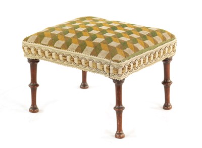 Lot 1172 - A SMALL GEORGE II MAHOGANY FOOT STOOL