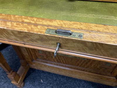 Lot 1329 - A FINE EXHIBITION QUALITY OVERSIZED 19TH CENTURY PAINTED SATINWOOD POP-UP PIANO TOP DAVENPORT ATTRIBUTED TO WRIGHT AND MANSFIELD