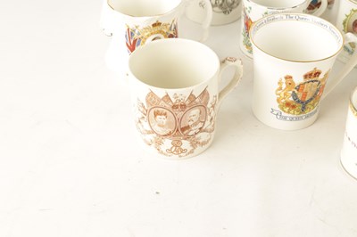 Lot 85 - A COLLECTION OF 32 COMMEMORATIVE MUGS