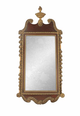 Lot 1314 - A GEORGE II MAHOGANY AND GILT GESSO HANGING MIRROR