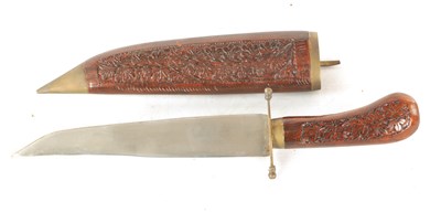 Lot 849 - AN EARLY 20TH CENTURY INDIAN BOWIE KNIFE