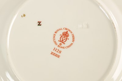 Lot 21 - A COLLECTION OF AYNSLEY AND ROYAL CROWN DERBY AND WEDGWOOD PORCELAIN