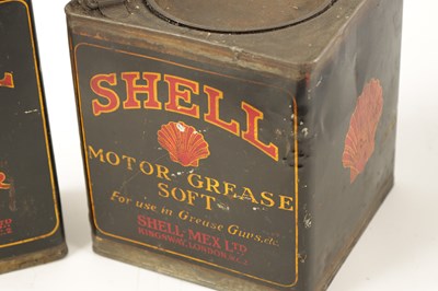 Lot 17 - AN EARLY SHELL MOTOR GREASE CAN AND MOTOR OIL CAN
