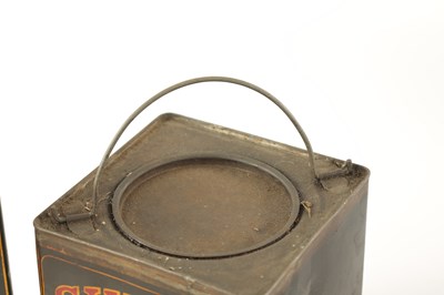 Lot 17 - AN EARLY SHELL MOTOR GREASE CAN AND MOTOR OIL CAN