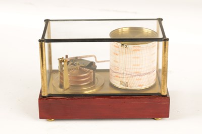 Lot 1047 - AN UNUSUAL EARLY 20TH CENTURY MINIATURE ELECTRIC BAROGRAPH