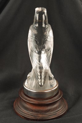 Lot 4 - A RENE LALIQUE 'FAUCON' CLEAR AND FROSTED GLASS CAR MASCOT