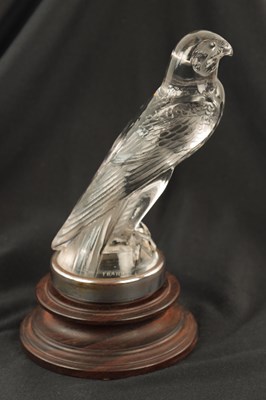 Lot 4 - A RENE LALIQUE 'FAUCON' CLEAR AND FROSTED GLASS CAR MASCOT
