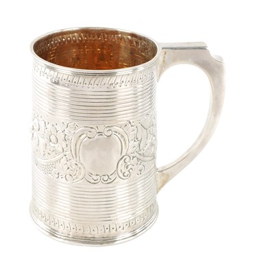 Lot 509 - A GEORGE III SILVER MUG
