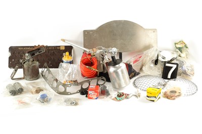 Lot 43 - A COLLECTION OF MOTORING ITEMS