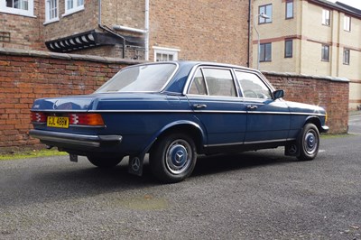 Lot 106 - A 1981 MERCEDES 200 IN LABRADOR BLUE