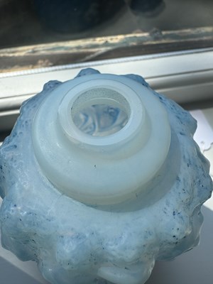 Lot 16 - A RENE LALIQUE OPALESCENT BLUE STAINED 'SIRENES' BRULE PARFUMS FROSTED PERFUME BURNER