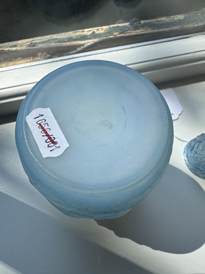 Lot 16 - A RENE LALIQUE OPALESCENT BLUE STAINED 'SIRENES' BRULE PARFUMS FROSTED PERFUME BURNER