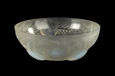Lot 13 - AN R. LALIQUE CLEAR, FROSTED AND OPALESCENT 'DAHLIAS NO. 1' CIRCULAR GLASS  BOWL