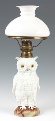 Lot 36 - A LATE 19TH CENTURY PORCELAIN OIL LAMP...