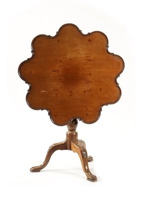 Lot 58 - A GEORGE III MAHOGANY TILT TOP TABLE