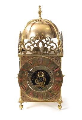 Lot 1317 - EUREKA CLOCK CO. LONDON. AN EARLY 20TH CENTURY LANTERN STYLE ELECTRIC MANTLE CLOCK