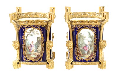 Lot 56 - A FINE PAIR OF 18TH CENTURY SEVRES PORCELAIN AND ORMOLU MOUNTED CACHEPOTS