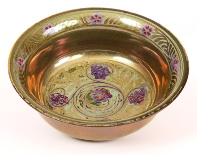 Lot 45 - A ROYAL LANCASTRIAN PILKINGTONS LUSTRE BOWL...