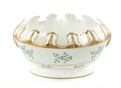 Lot 23 - A LATE 18TH CENTURY DIHL & GUERHARD PORCELAIN SERVING BOWL