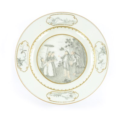 Lot 534 - AN 18TH CENTURY QIANLONG CHINESE EXPORT PORCELAIN GRISAILLE DECORATED PLATE