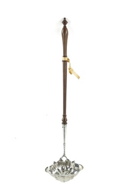 Lot 66 - A GEORGIAN SILVER LADLE