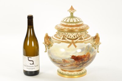 Lot 481 - JOHN STINTON A FINE ROYAL WORCESTER POT POURRI JAR AND COVER OF LARGE SIZE