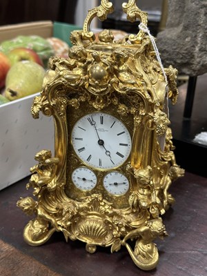 Lot 1272 - GROHE, PARIS. A FINE AND RARE MID 19TH CENTURY FRENCH CAST GILT BRASS ROCOCO REPEATING PETITE SONNERIE CARRIAGE CLOCK