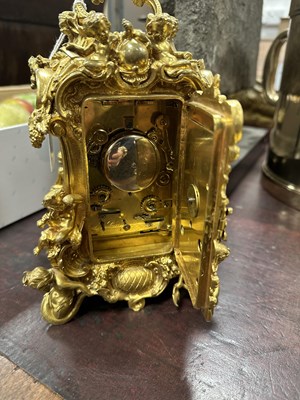Lot 1272 - GROHE, PARIS. A FINE AND RARE MID 19TH CENTURY FRENCH CAST GILT BRASS ROCOCO REPEATING PETITE SONNERIE CARRIAGE CLOCK