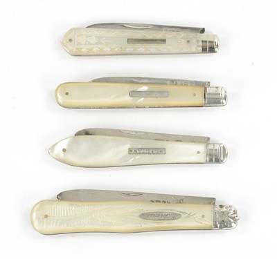 Lot 722 - A COLLECTION OF FOUR 19TH CENTURY SILVER FOLDING POCKET FRUIT KNIVES
