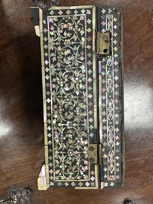 Lot 504 - A RARE 17TH/18TH CENTURY INDO PORTUGUESE INLAID CASKET