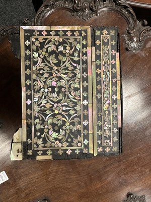 Lot 504 - A RARE 17TH/18TH CENTURY INDO PORTUGUESE INLAID CASKET