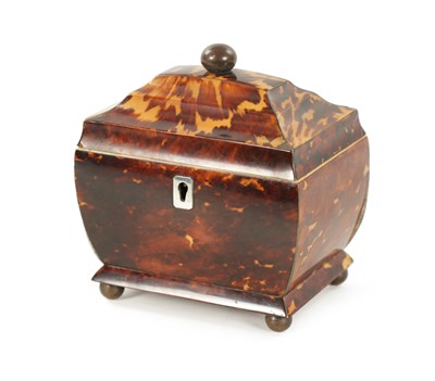 Lot 1065 - A 19TH CENTURY TORTOISESHELL TEA CADDY OF SMALL SIZE