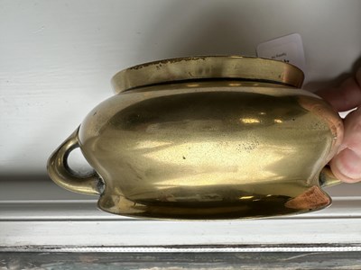 Lot 488 - A CHINESE CAST BRONZE CENSER