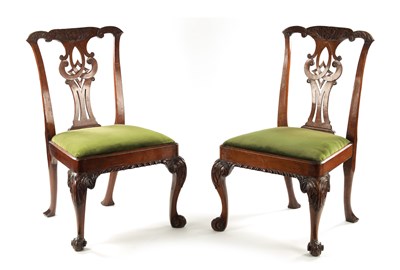 Lot 1458 - A GOOD PAIR OF MID 18TH CENTURY WALNUT SIDE CHAIRS