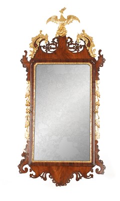 Lot 1405 - A GOOD GEORGE III MAHOGANY AND PARCEL GILT HANGING MIRROR