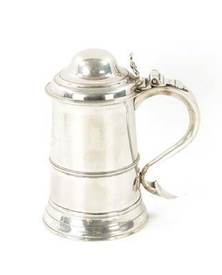 Lot 712 - A GEORGE III SILVER TANKARD