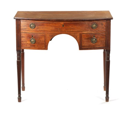 Lot 32 - A REGENCY GILLOWS STYLE MAHOGANY BOW FRONTED SIDE TABLE