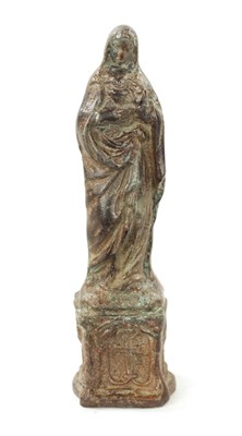 Lot 59 - AN EARLY CAST BRONZE SCULPTURE