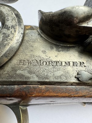 Lot 796 - H.W. MORTIMER, LONDON. A RARE GEORGE III ROYAL MAIL COACH FLINTLOCK PISTOL